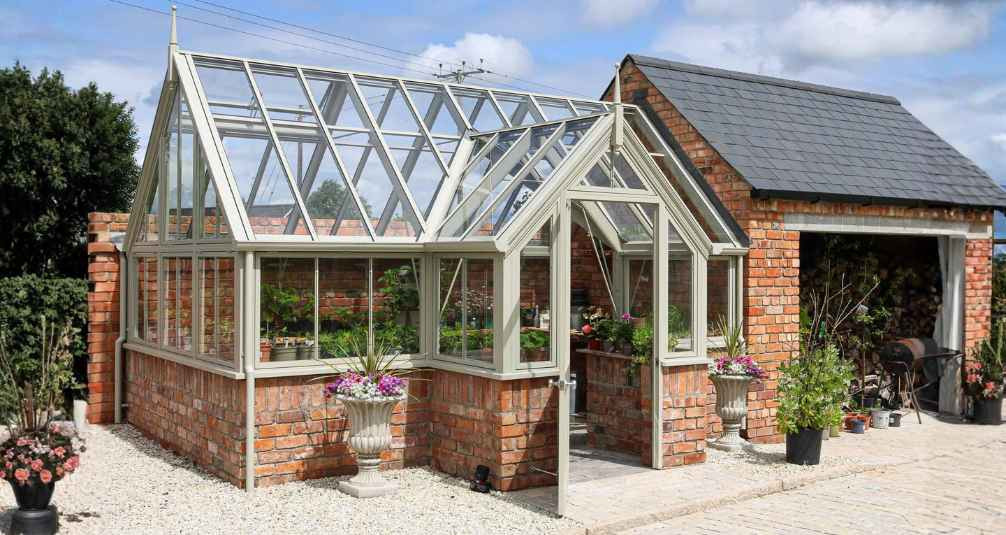 Hampton Greenhouses - Flagship Causeway Greenhouse - 5